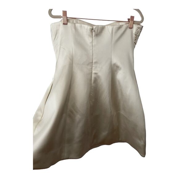 Helsa Mini Dress Heavy Satin Strapless Ruched Bust Bridal Wedding Hoco Party L - Picture 13 of 14